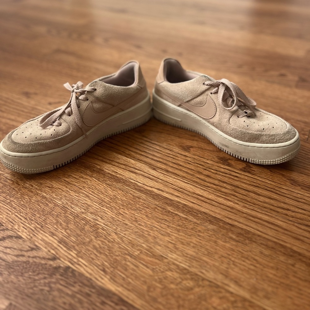 Nike Air Force 1 platform sneaker - Picture 8 of 8